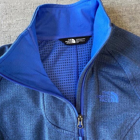 Light weight north face jacket - Picture 2 of 3